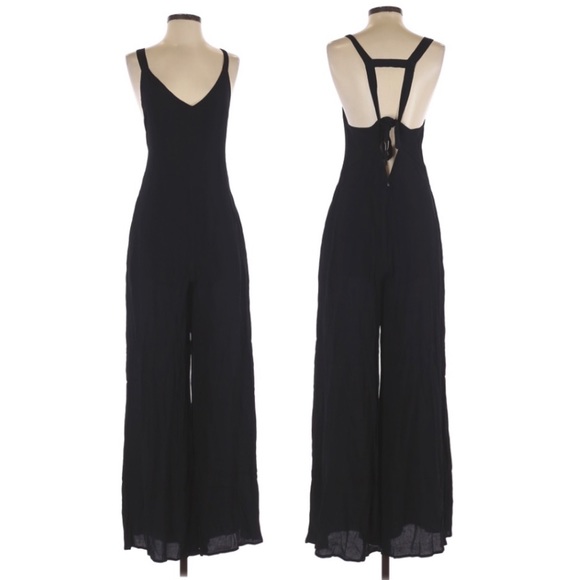 NWT ASTR the Label Long Line Black Wide Leg Jumpsuit Open Low Back Maxi - Picture 2 of 2